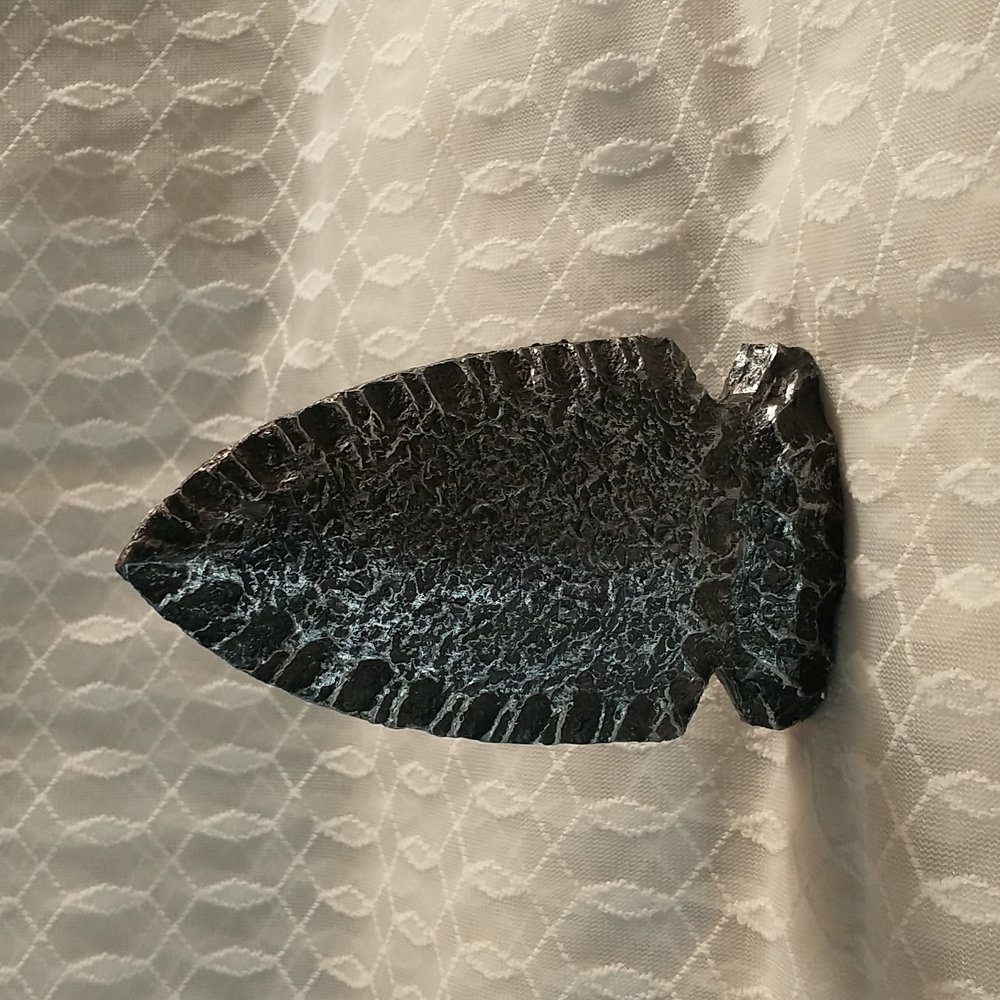 Arrowhead w/ Buffalo Engraving - Resin Fill - *D3 - Picture 2 of 3